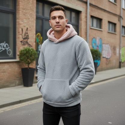 Pull à Capuche en Laine d’Agneau