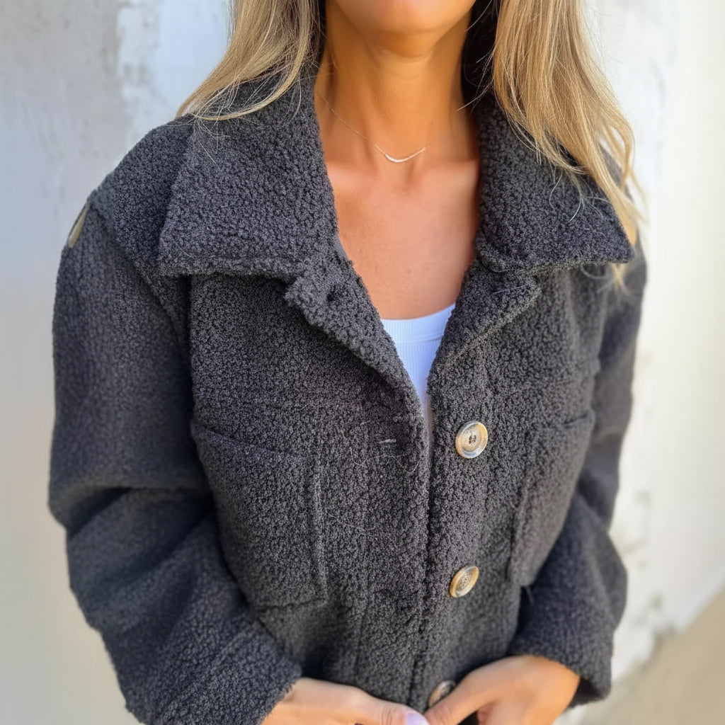 Veste – Laine d’agneau, style élégant