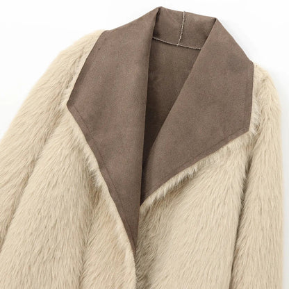 Coat – Fashion style with a fold-down collar 