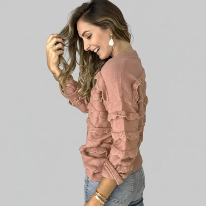 Pull – look moderne et contrasté