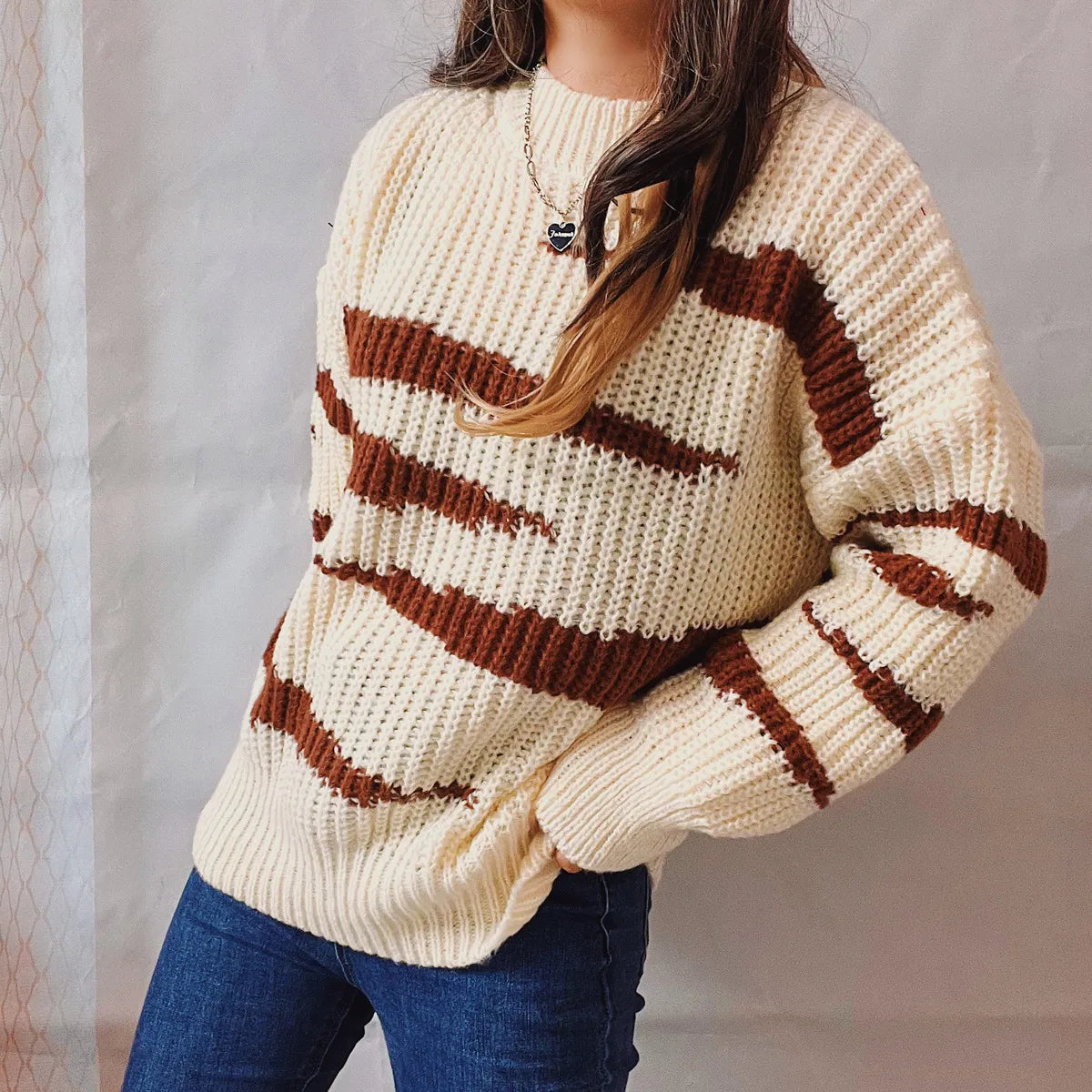 Pull-over – Tendance, rayures asymétriques