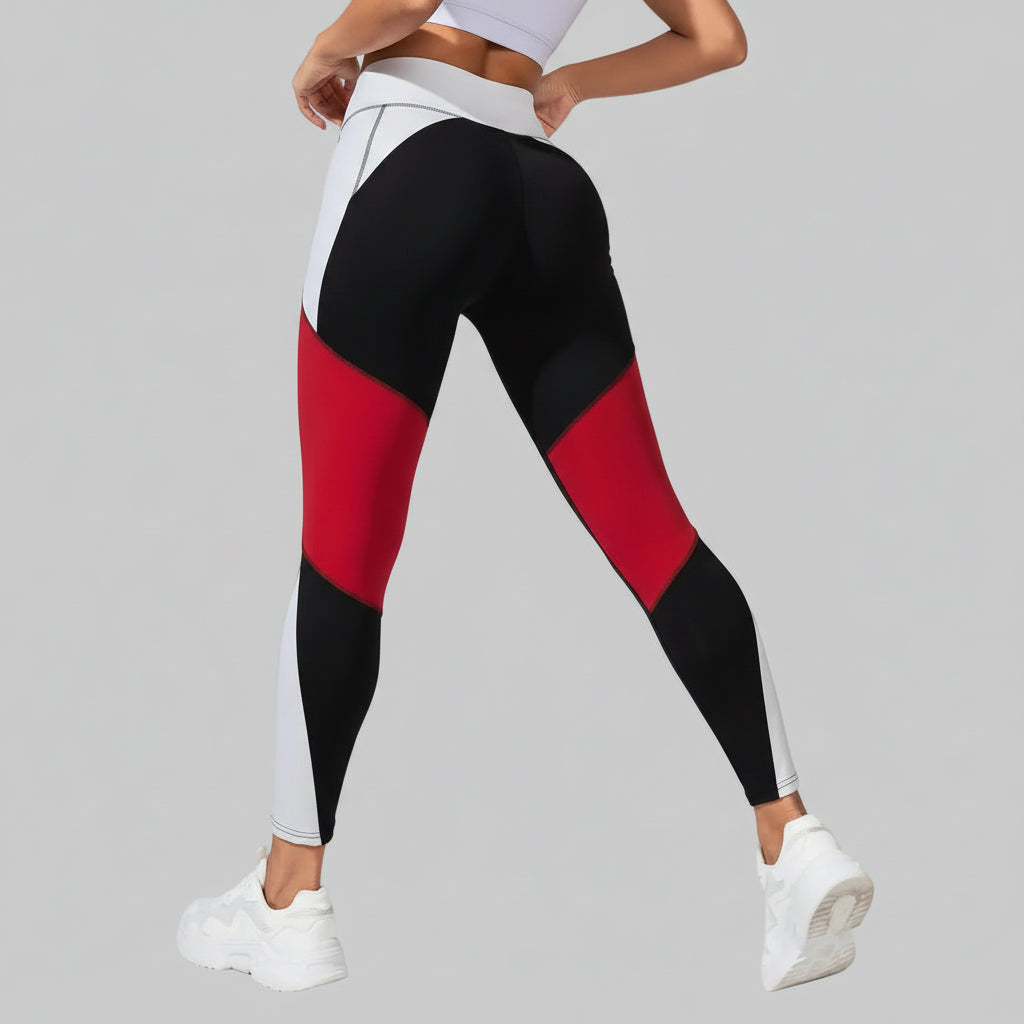 Pantalon – Look tendance, coutures décoratives