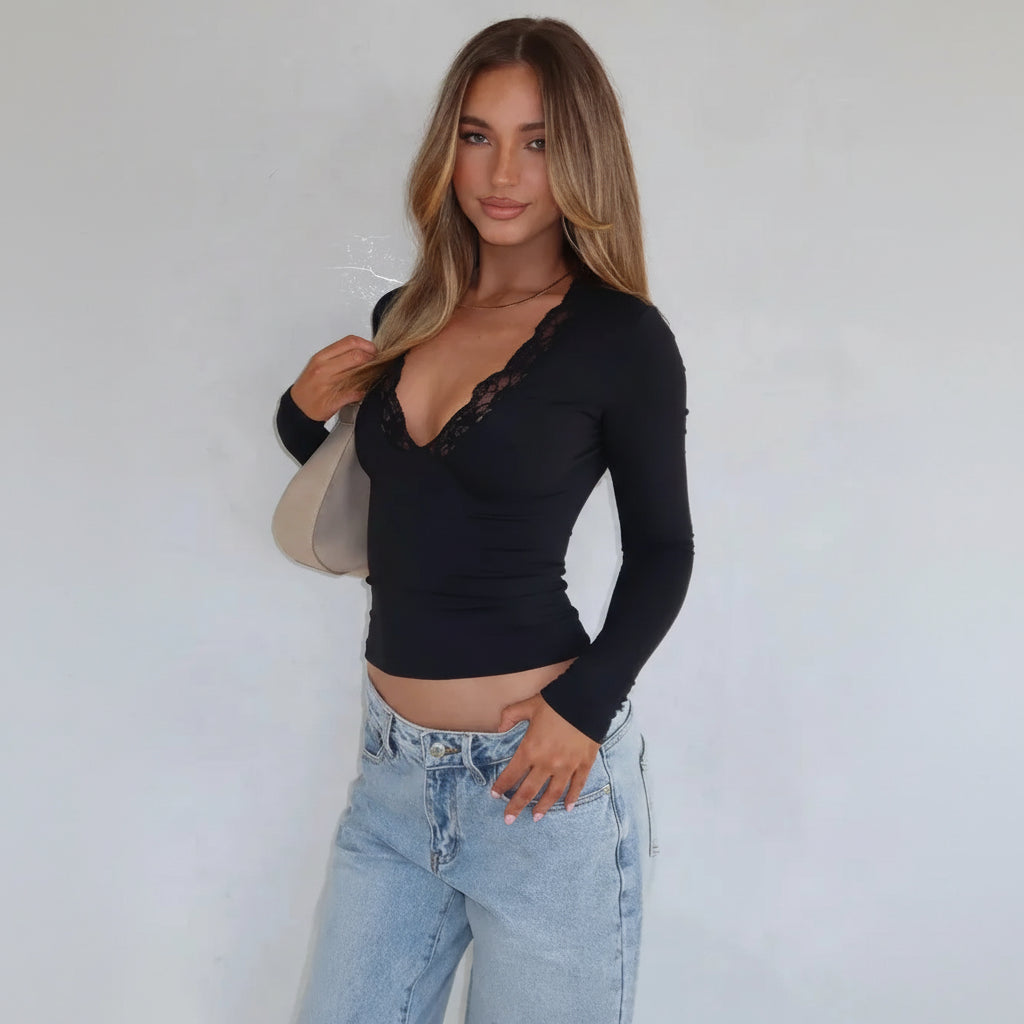 Top élégant – Détails en dentelle florale