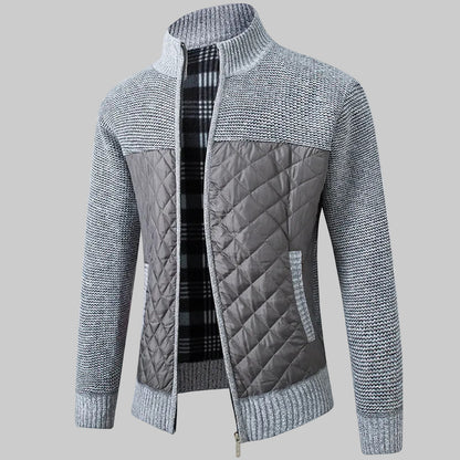 Pull à Col Montant, Rayures et Carreaux