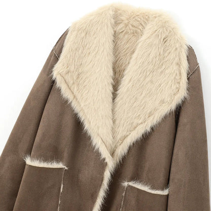 Coat – Fashion style with a fold-down collar 