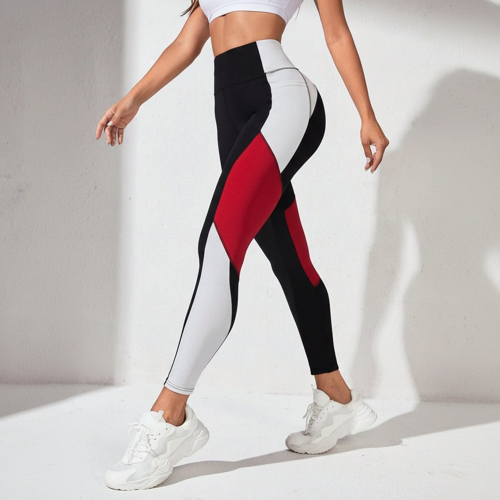 Pantalon – Look tendance, coutures décoratives